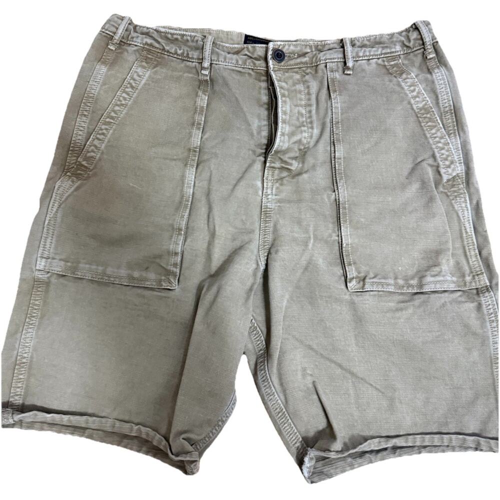 ABERCROMBIE AND FITCH Men’s Cargo Khaki Button Up Cotton Shorts Raw Hem Size 33